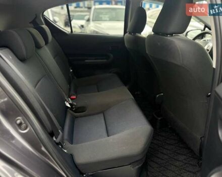 Серый Тойота Aqua, объемом двигателя 1.5 л и пробегом 94 тыс. км за 12500 $, фото 14 на Automoto.ua