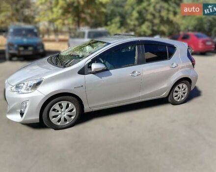 Серый Тойота Aqua, объемом двигателя 1.5 л и пробегом 87 тыс. км за 11300 $, фото 7 на Automoto.ua