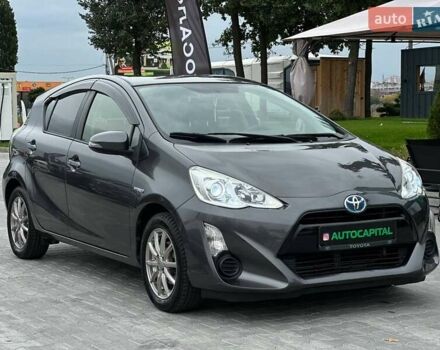 Серый Тойота Aqua, объемом двигателя 1.5 л и пробегом 94 тыс. км за 12990 $, фото 4 на Automoto.ua