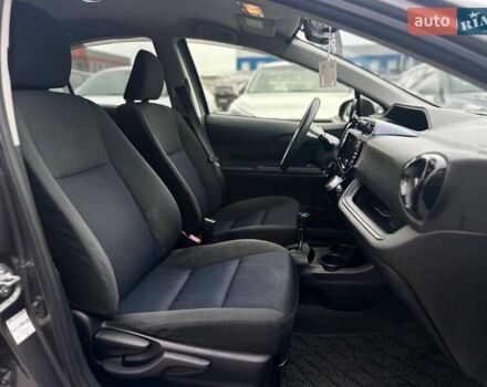 Серый Тойота Aqua, объемом двигателя 1.5 л и пробегом 94 тыс. км за 12500 $, фото 13 на Automoto.ua