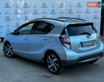 Сірий Тойота Aqua, об'ємом двигуна 1.5 л та пробігом 57 тис. км за 11900 $, фото 8 на Automoto.ua