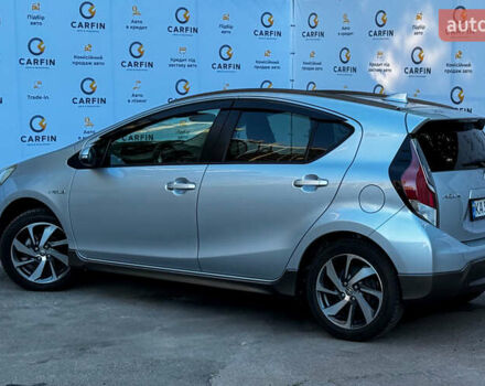 Сірий Тойота Aqua, об'ємом двигуна 1.5 л та пробігом 57 тис. км за 11900 $, фото 7 на Automoto.ua