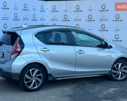 Сірий Тойота Aqua, об'ємом двигуна 1.5 л та пробігом 57 тис. км за 11900 $, фото 6 на Automoto.ua