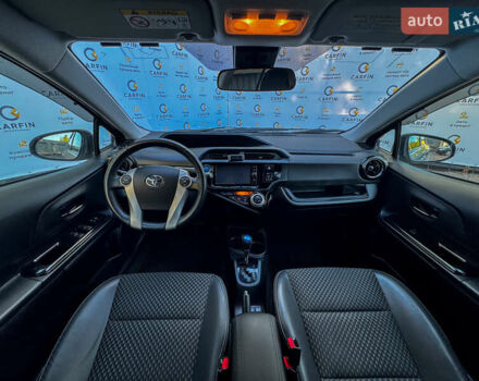 Сірий Тойота Aqua, об'ємом двигуна 1.5 л та пробігом 57 тис. км за 11900 $, фото 10 на Automoto.ua
