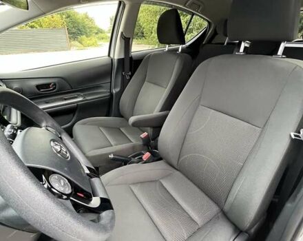 Сірий Тойота Aqua, об'ємом двигуна 1.5 л та пробігом 67 тис. км за 13500 $, фото 6 на Automoto.ua