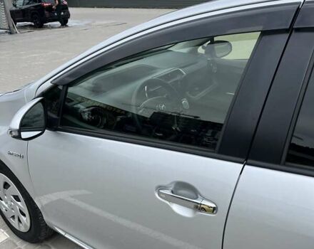 Сірий Тойота Aqua, об'ємом двигуна 1.5 л та пробігом 67 тис. км за 13500 $, фото 4 на Automoto.ua