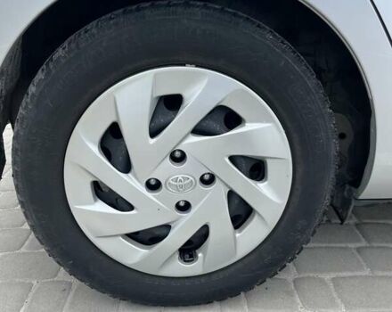 Сірий Тойота Aqua, об'ємом двигуна 1.5 л та пробігом 72 тис. км за 12500 $, фото 9 на Automoto.ua
