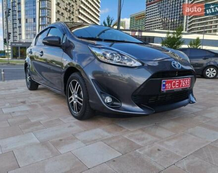 Сірий Тойота Aqua, об'ємом двигуна 1.5 л та пробігом 69 тис. км за 12700 $, фото 5 на Automoto.ua