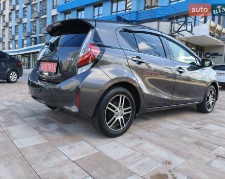 Сірий Тойота Aqua, об'ємом двигуна 1.5 л та пробігом 69 тис. км за 12700 $, фото 8 на Automoto.ua