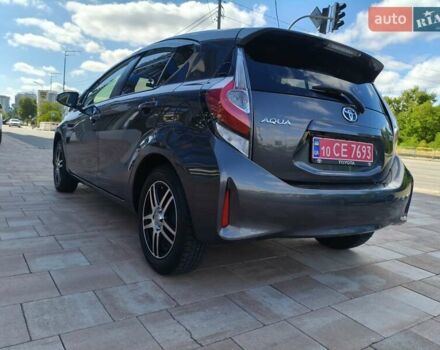 Сірий Тойота Aqua, об'ємом двигуна 1.5 л та пробігом 69 тис. км за 12700 $, фото 12 на Automoto.ua