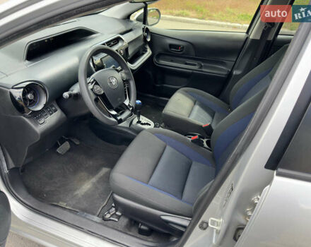 Сірий Тойота Aqua, об'ємом двигуна 1.5 л та пробігом 96 тис. км за 11700 $, фото 15 на Automoto.ua