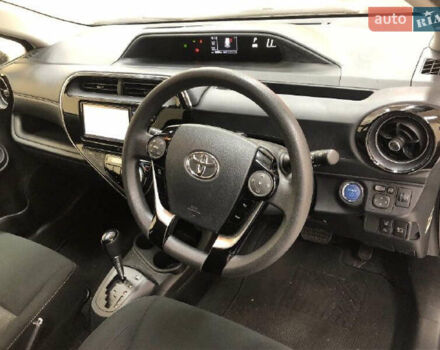 Серый Тойота Aqua, объемом двигателя 1.5 л и пробегом 90 тыс. км за 11900 $, фото 5 на Automoto.ua