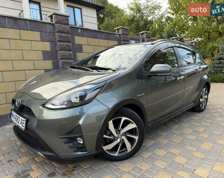 Серый Тойота Aqua, объемом двигателя 1.5 л и пробегом 57 тыс. км за 14900 $, фото 26 на Automoto.ua