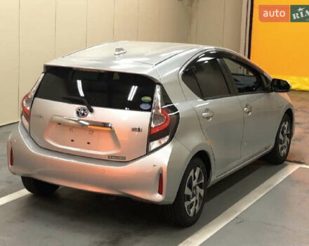 Серый Тойота Aqua, объемом двигателя 1.5 л и пробегом 90 тыс. км за 11900 $, фото 3 на Automoto.ua