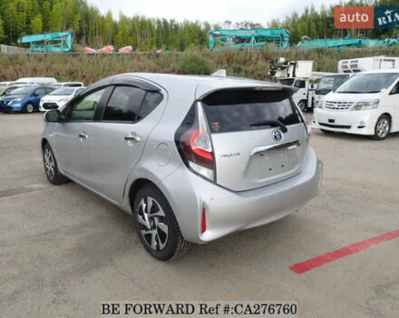 Серый Тойота Aqua, объемом двигателя 1.5 л и пробегом 90 тыс. км за 11900 $, фото 8 на Automoto.ua