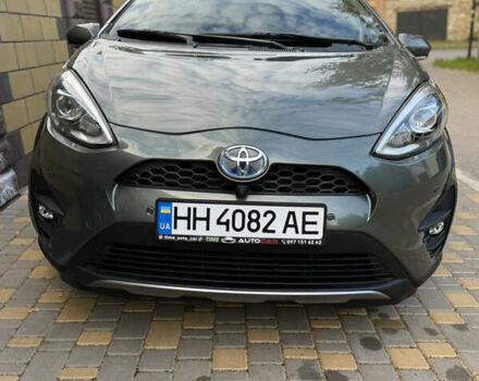 Серый Тойота Aqua, объемом двигателя 1.5 л и пробегом 57 тыс. км за 14900 $, фото 33 на Automoto.ua