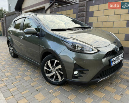 Серый Тойота Aqua, объемом двигателя 1.5 л и пробегом 57 тыс. км за 14900 $, фото 44 на Automoto.ua