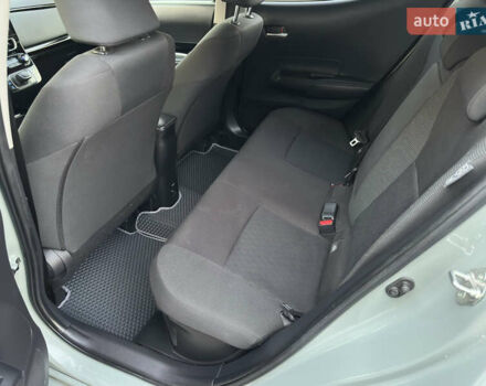 Серый Тойота Aqua, объемом двигателя 1.5 л и пробегом 58 тыс. км за 18900 $, фото 30 на Automoto.ua