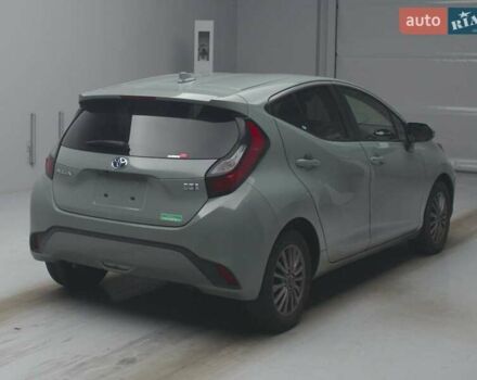 Серый Тойота Aqua, объемом двигателя 1.5 л и пробегом 47 тыс. км за 16500 $, фото 2 на Automoto.ua