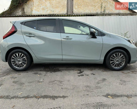 Серый Тойота Aqua, объемом двигателя 1.5 л и пробегом 58 тыс. км за 18900 $, фото 4 на Automoto.ua