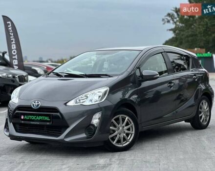 Серый Тойота Aqua, объемом двигателя 1.5 л и пробегом 94 тыс. км за 11500 $, фото 1 на Automoto.ua