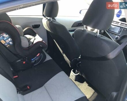 Синій Тойота Aqua, об'ємом двигуна 1.5 л та пробігом 82 тис. км за 8750 $, фото 5 на Automoto.ua