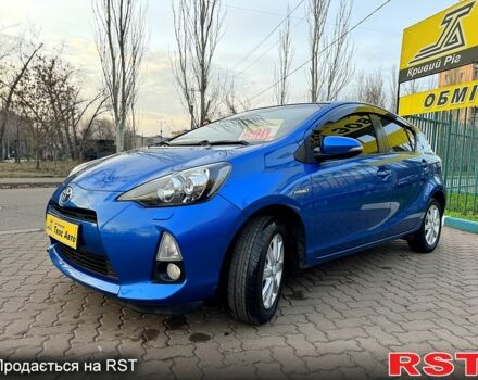 Синий Тойота Aqua, объемом двигателя 1.5 л и пробегом 125 тыс. км за 10350 $, фото 2 на Automoto.ua