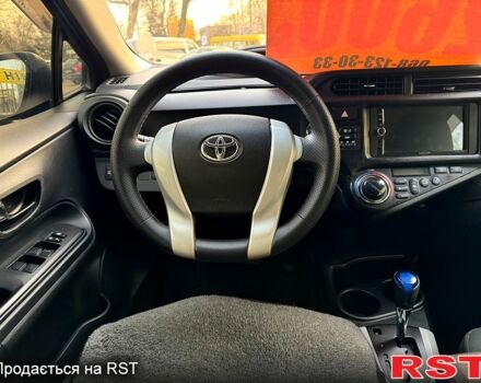 Синий Тойота Aqua, объемом двигателя 1.5 л и пробегом 125 тыс. км за 10350 $, фото 9 на Automoto.ua