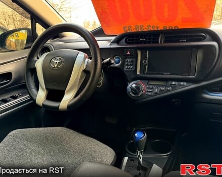 Синий Тойота Aqua, объемом двигателя 1.5 л и пробегом 125 тыс. км за 10350 $, фото 8 на Automoto.ua