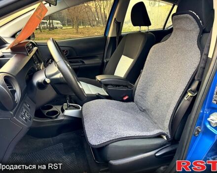 Синий Тойота Aqua, объемом двигателя 1.5 л и пробегом 125 тыс. км за 10350 $, фото 6 на Automoto.ua