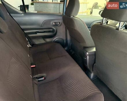 Синий Тойота Aqua, объемом двигателя 1.5 л и пробегом 84 тыс. км за 10790 $, фото 26 на Automoto.ua