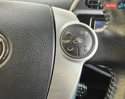 Синий Тойота Aqua, объемом двигателя 1.5 л и пробегом 84 тыс. км за 10790 $, фото 19 на Automoto.ua