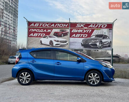 Синий Тойота Aqua, объемом двигателя 1.5 л и пробегом 76 тыс. км за 12800 $, фото 4 на Automoto.ua