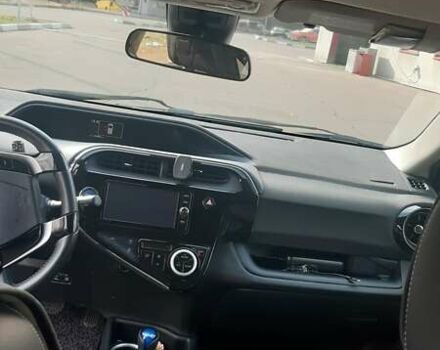 Синій Тойота Aqua, об'ємом двигуна 1.5 л та пробігом 63 тис. км за 14700 $, фото 14 на Automoto.ua