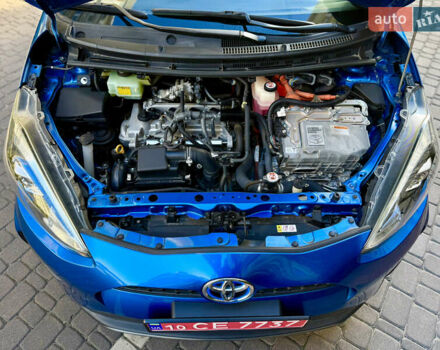 Синий Тойота Aqua, объемом двигателя 1.5 л и пробегом 52 тыс. км за 13500 $, фото 17 на Automoto.ua