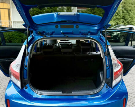 Синий Тойота Aqua, объемом двигателя 1.5 л и пробегом 52 тыс. км за 13500 $, фото 15 на Automoto.ua