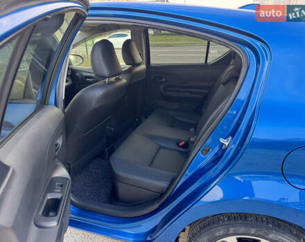 Синий Тойота Aqua, объемом двигателя 1.5 л и пробегом 76 тыс. км за 12800 $, фото 32 на Automoto.ua