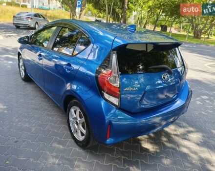 Синий Тойота Aqua, объемом двигателя 1.5 л и пробегом 70 тыс. км за 11900 $, фото 4 на Automoto.ua