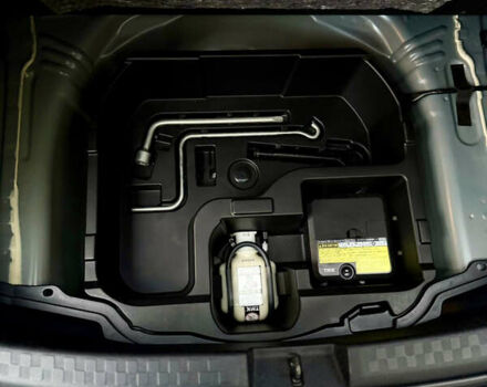 Синий Тойота Aqua, объемом двигателя 1.5 л и пробегом 52 тыс. км за 13500 $, фото 16 на Automoto.ua