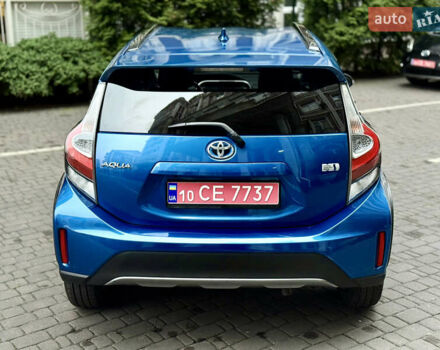 Синий Тойота Aqua, объемом двигателя 1.5 л и пробегом 52 тыс. км за 13500 $, фото 7 на Automoto.ua