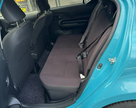 Синій Тойота Aqua, об'ємом двигуна 1.5 л та пробігом 83 тис. км за 11500 $, фото 4 на Automoto.ua