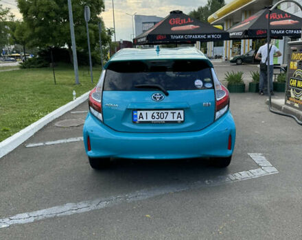 Синій Тойота Aqua, об'ємом двигуна 1.5 л та пробігом 83 тис. км за 11500 $, фото 1 на Automoto.ua