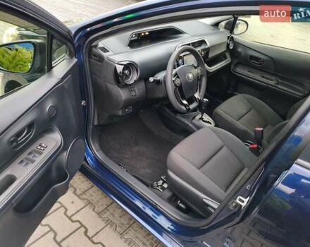 Синий Тойота Aqua, объемом двигателя 1.5 л и пробегом 77 тыс. км за 12500 $, фото 15 на Automoto.ua