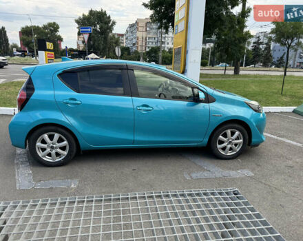 Синій Тойота Aqua, об'ємом двигуна 1.5 л та пробігом 83 тис. км за 11500 $, фото 2 на Automoto.ua