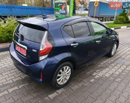 Синий Тойота Aqua, объемом двигателя 1.5 л и пробегом 77 тыс. км за 12500 $, фото 3 на Automoto.ua