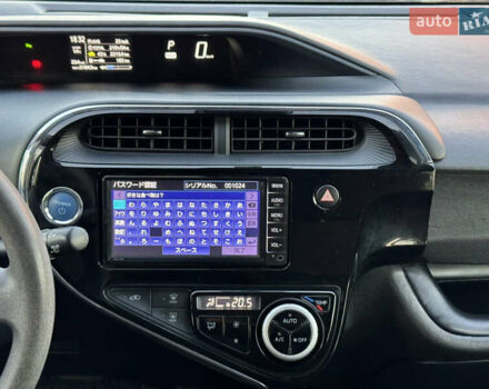 Синий Тойота Aqua, объемом двигателя 1.5 л и пробегом 81 тыс. км за 12000 $, фото 40 на Automoto.ua