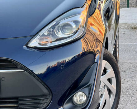 Синий Тойота Aqua, объемом двигателя 1.5 л и пробегом 81 тыс. км за 12000 $, фото 53 на Automoto.ua