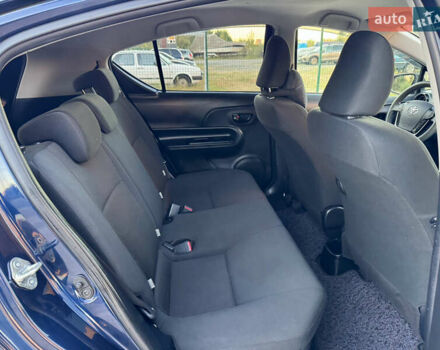 Синий Тойота Aqua, объемом двигателя 1.5 л и пробегом 81 тыс. км за 12000 $, фото 32 на Automoto.ua