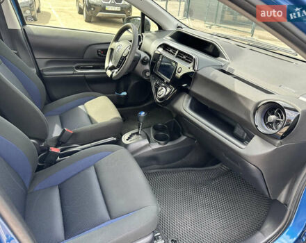 Синий Тойота Aqua, объемом двигателя 1.5 л и пробегом 65 тыс. км за 12500 $, фото 14 на Automoto.ua