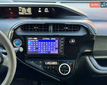 Синий Тойота Aqua, объемом двигателя 1.5 л и пробегом 81 тыс. км за 12000 $, фото 41 на Automoto.ua